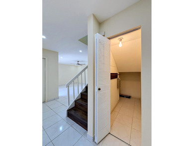 RARE 3BR/2.5BA WITH PREMIUM PRIVACY! CLEAN, WELL-MAINTAINED & - photo 54