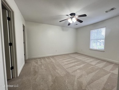 Well-maintained 3-bedroom, 2-bath home located on beautiful Jeff - photo 5