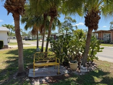 Golf Course Living w/ Comfort & Style! Well-maintained - photo 3