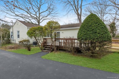 Experience the quintessential Bellport lifestyle in this - photo 16