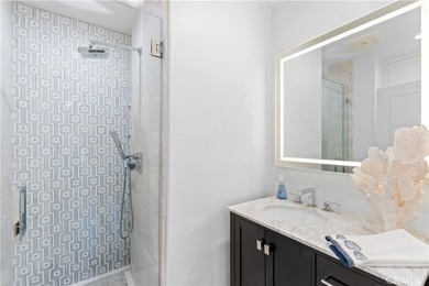 Gorgeous throughout, with a spectacular view - this 2 bedroom 2 - photo 23