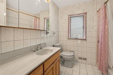 Welcome to 162 Belcoda Drive, a classic Irondequoit Colonial - photo 33
