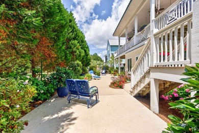 PRICE REDUCED!!! This exceptional custom-built residence - photo 38