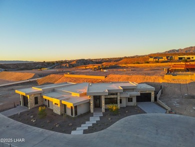 Introducing a one of a kind luxury home in Lake Havasu City - photo 8