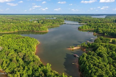 This is exactly what a lake place is meant to feel like! The - photo 43