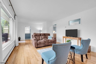 Welcome to affordable lakefront living on beautiful Lake Shawnee - photo 8