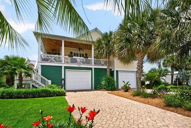 PRICE REDUCED!!! This exceptional custom-built residence - photo 52