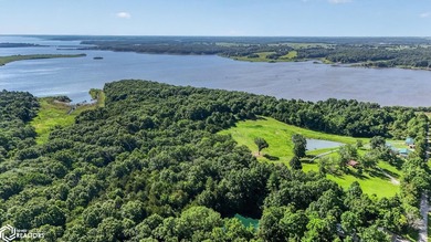 This exceptional Southern Iowa hunting, fishing and outdoor - photo 6