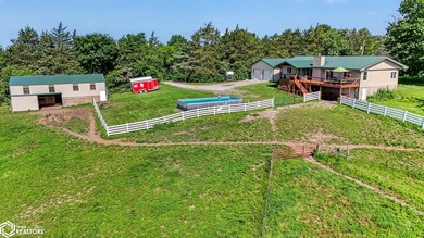 This exceptional Southern Iowa hunting, fishing and outdoor - photo 8