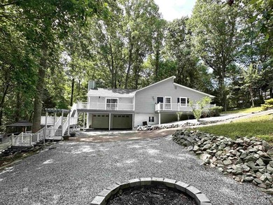 Welcome to 150 Orchard Dr Inman SC, where you can come - photo 1