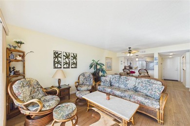Turnkey Waterfront Condo with Stunning 180? Gulf Views - Move-In - photo 4