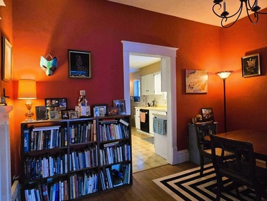 Driftless Region Gem: 4 BR, 2 Bath, 1916 terra cotta block - photo 15