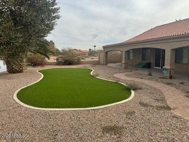 Amazing LAKE FRONT 3 bed 2 bath, fully landscaped TURF front and - photo 17