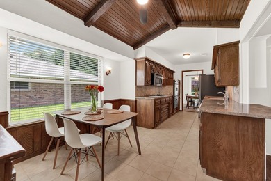 Welcome to 2814 Forest Grove Drive! Step into this impeccably - photo 18