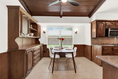 Welcome to 2814 Forest Grove Drive! Step into this impeccably - photo 19