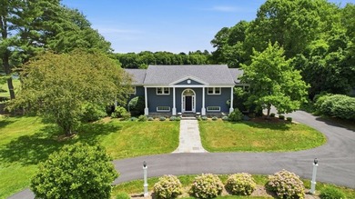 Vacation at home in one of Southborough's most sought-after - photo 2