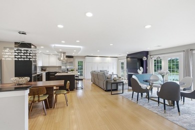 Vacation at home in one of Southborough's most sought-after - photo 5