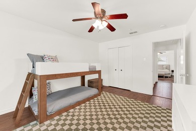Welcome to 2814 Forest Grove Drive! Step into this impeccably - photo 32