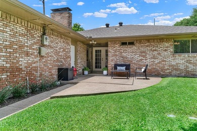 Welcome to 2814 Forest Grove Drive! Step into this impeccably - photo 37