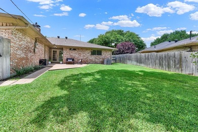 Welcome to 2814 Forest Grove Drive! Step into this impeccably - photo 39