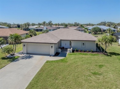 Lake Home For Sale in Venice, Florida