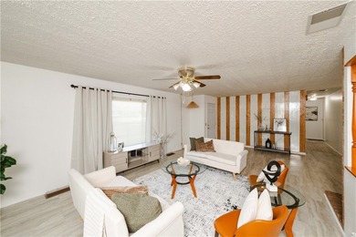This is it - perfect for multi-generational living! This - photo 3