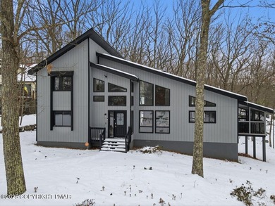 Mill Pond Home Sale Pending in Bushkill Pennsylvania