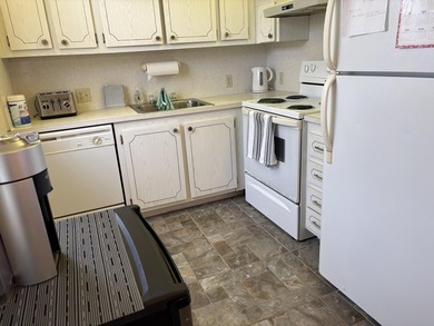 Welcome to this two-bedroom, one-and-a-half-bath waterfront - photo 1