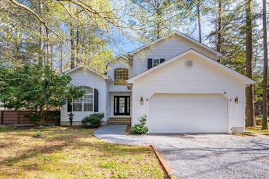 Welcome to 2 Moonraker Rd, a bright, airy, and beautiful - photo 1