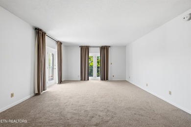 Welcome to the Westcliff Condominiums, one of Knoxville's - photo 3
