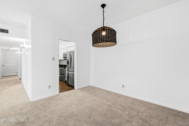 Welcome to the Westcliff Condominiums, one of Knoxville's - photo 5