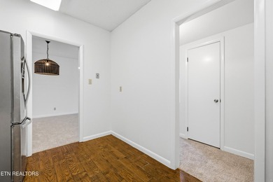Welcome to the Westcliff Condominiums, one of Knoxville's - photo 8