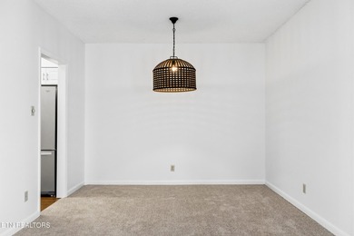 Welcome to the Westcliff Condominiums, one of Knoxville's - photo 9
