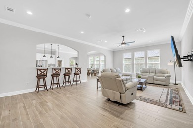 Welcome to the popular Sycamore III floor plan in the - photo 17