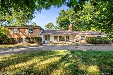 Lake Home Sale Pending in Franklin, Michigan
