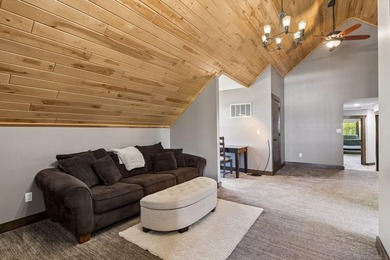 There are properties, and then there are estates that redefine - photo 23