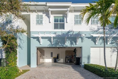 Sophisticated coastal living in the heart of Historic Downtown - photo 29