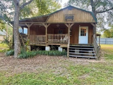 Overcup Lake Home For Sale in Morrilton Arkansas