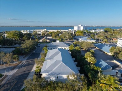 Sophisticated coastal living in the heart of Historic Downtown - photo 31