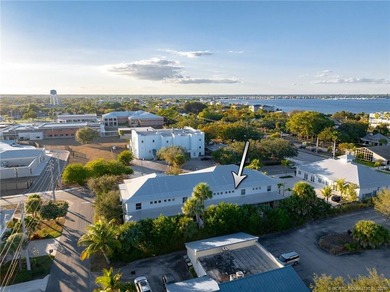 Sophisticated coastal living in the heart of Historic Downtown - photo 33
