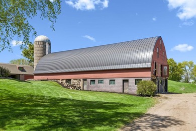 There are properties, and then there are estates that redefine - photo 45
