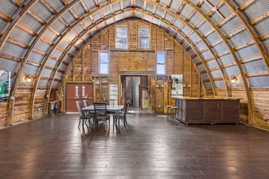 There are properties, and then there are estates that redefine - photo 46