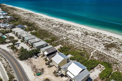 Spectacular Southern exposure corner beach front villa that has - photo 2