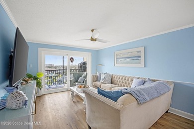 Completely reimagined 2-bedroom, 2-bathroom coastal residence - photo 14