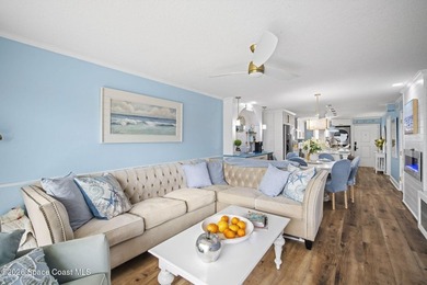 Completely reimagined 2-bedroom, 2-bathroom coastal residence - photo 16
