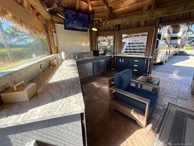 A SPORT LOVER'S DREAM WITH PRIVACY AND COMFORT! Perfectly - photo 11