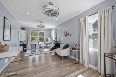 Welcome to this beautifully maintained custom Colonial tucked - photo 21