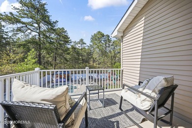 Welcome to this beautifully maintained custom Colonial tucked - photo 23