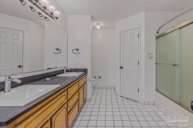 Welcome home to this beautifully maintained 3-bedroom - photo 33