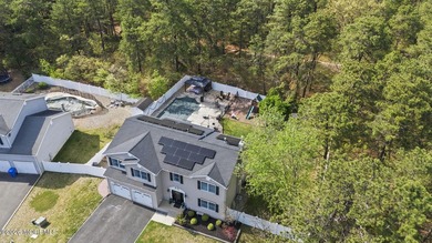 Welcome to this beautifully maintained custom Colonial tucked - photo 47